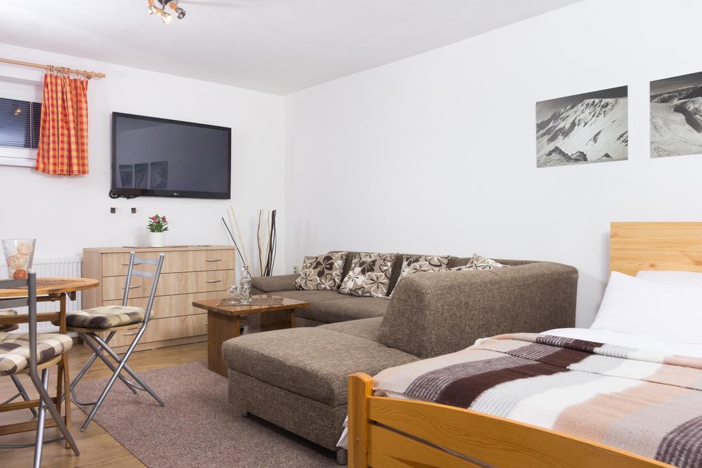 Apartmány Lipka Pavčina Lehota Habitación foto