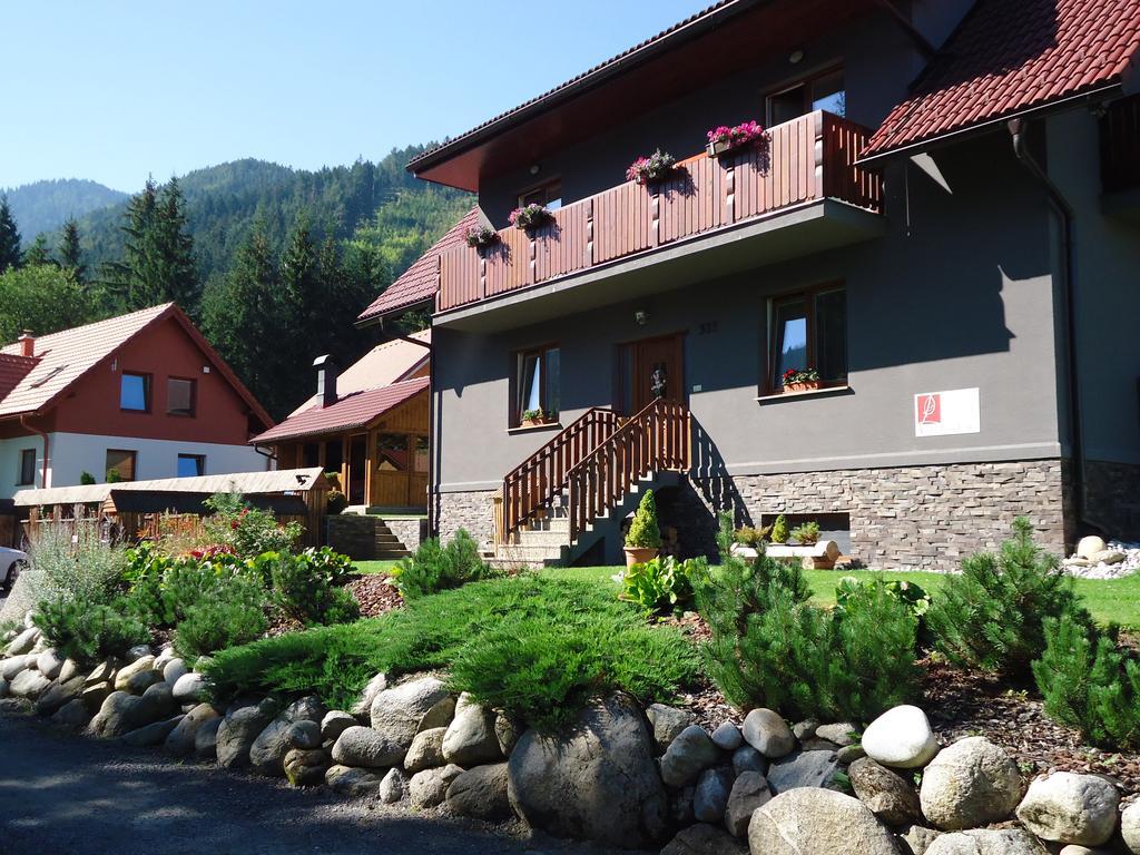 Apartmány Lipka Pavčina Lehota Exterior foto