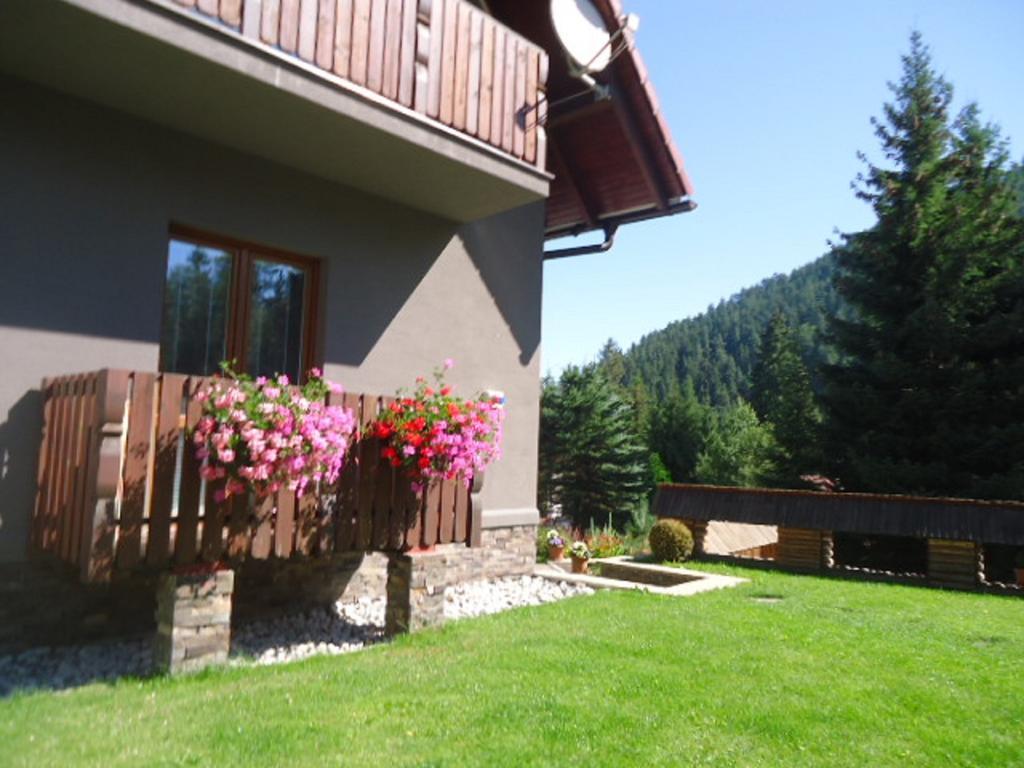 Apartmány Lipka Pavčina Lehota Exterior foto